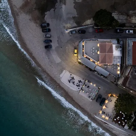 アパート Ristanis Horizon Mare Luxury Beachfront Retreat