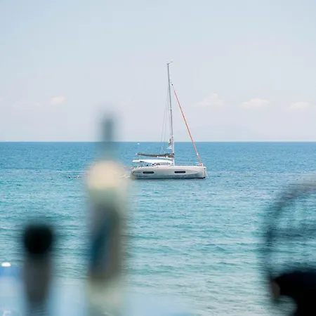 Ristanis Horizon Mare Luxury Beachfront Retreat ポロス
