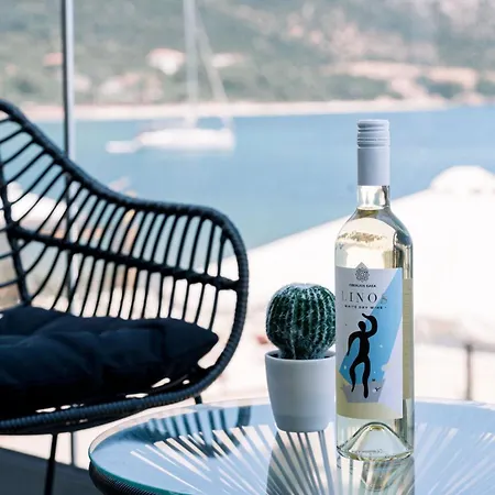 Ristanis Horizon Mare Luxury Beachfront Retreat アパート ポロス